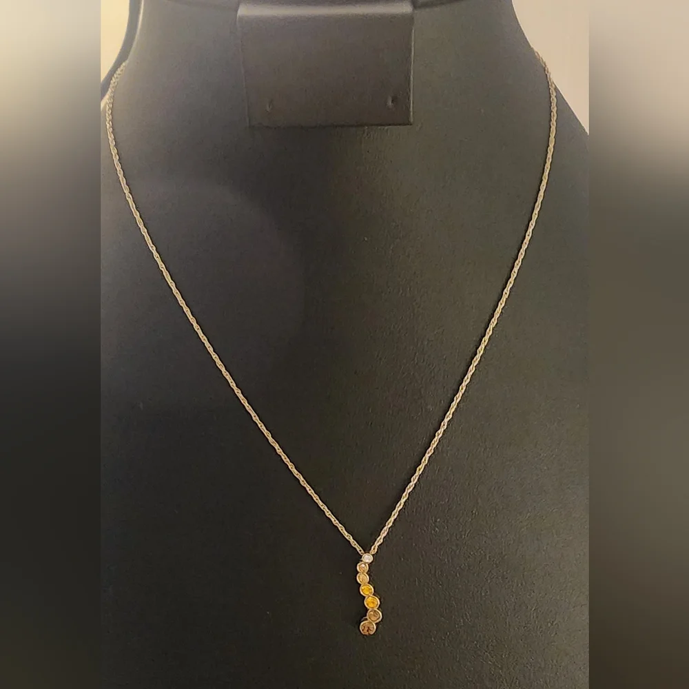 Elegant‎ Gold Tone Necklace with Pendant